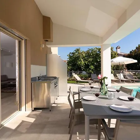 Holiday home Alina