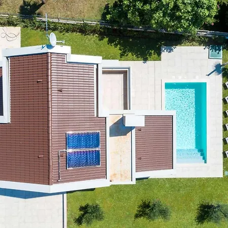 Holiday home Alina